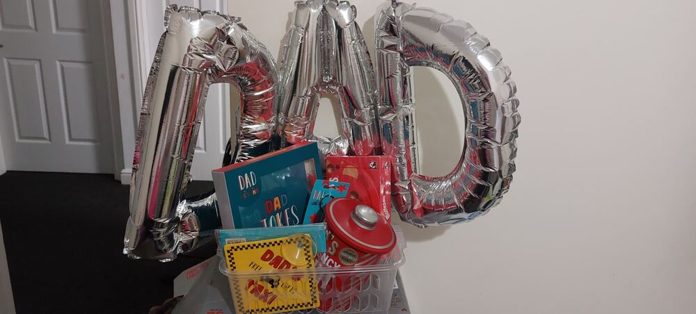 Hand-tied hamper 44